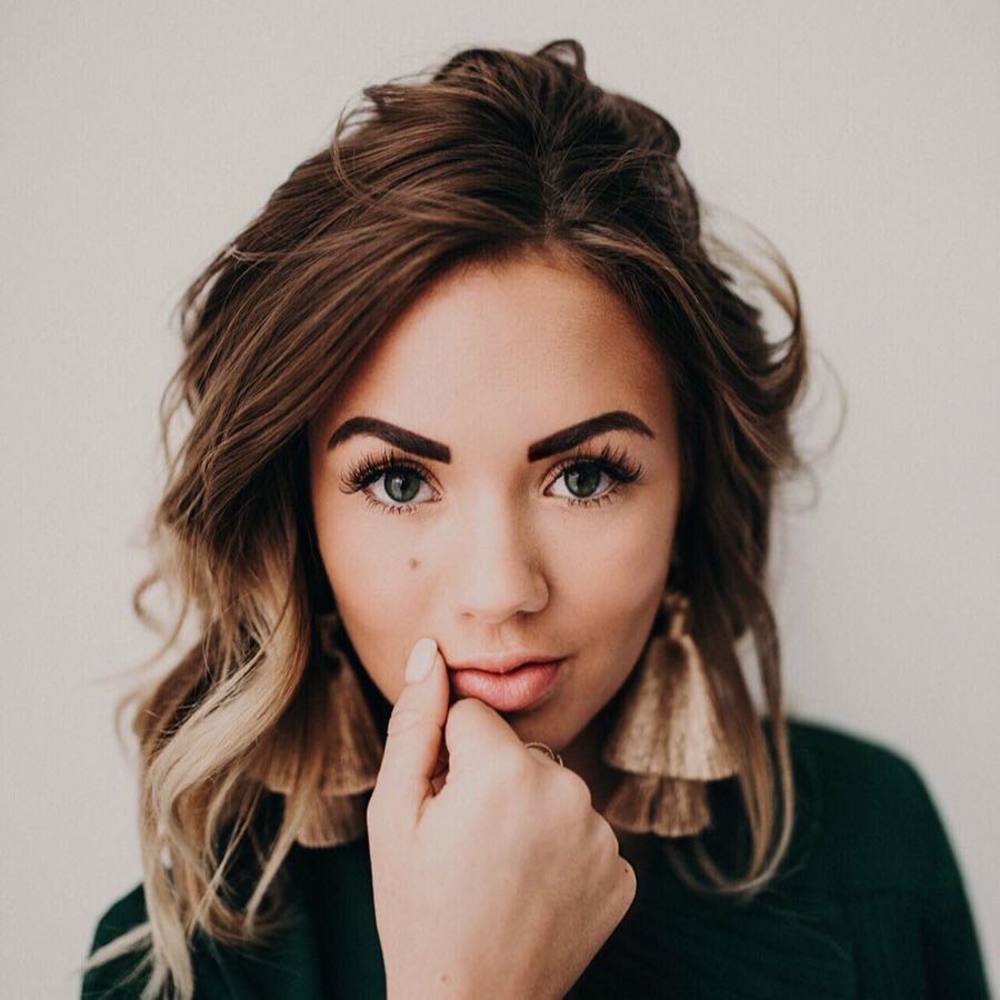 Meet your Posher, Abbyjade